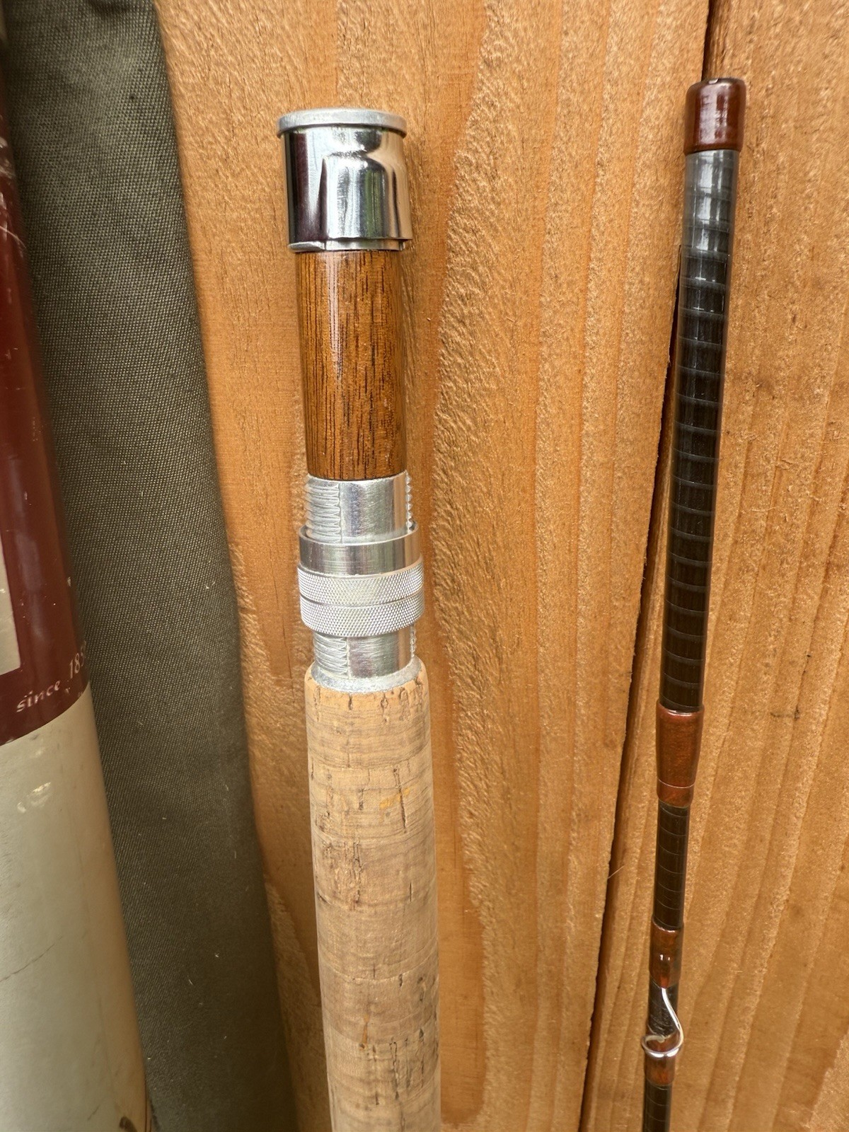 Orvis Graphite 896 9 1/2 Ft. #8 Fly Rod with Tube And Sock