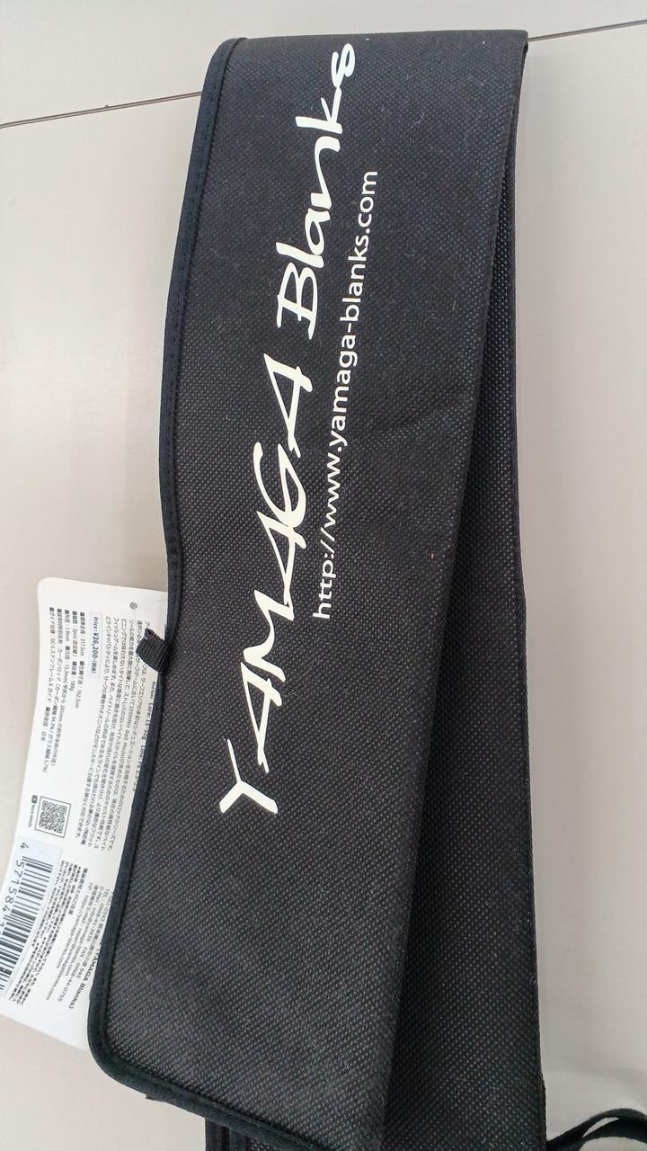 Yamaga Blanks Early105 ERY-105MMH/B Seabass Fishing Rod 10.5ft, 189g, Used
