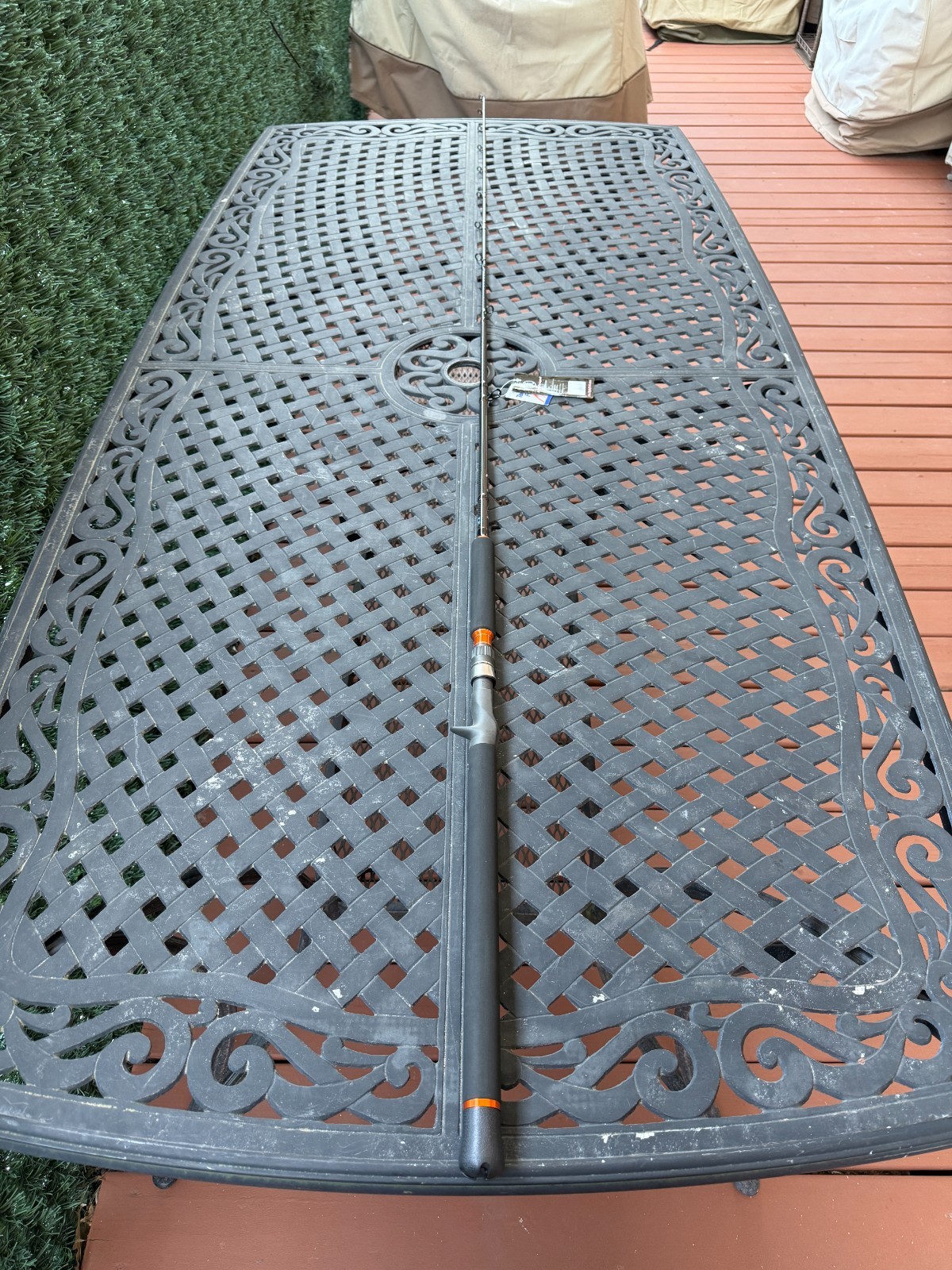 Jigging World Black Demon BDC-75MH, 7’5″, Med Heavy, Fast, 30-50lb, 3-12oz, K, 1
