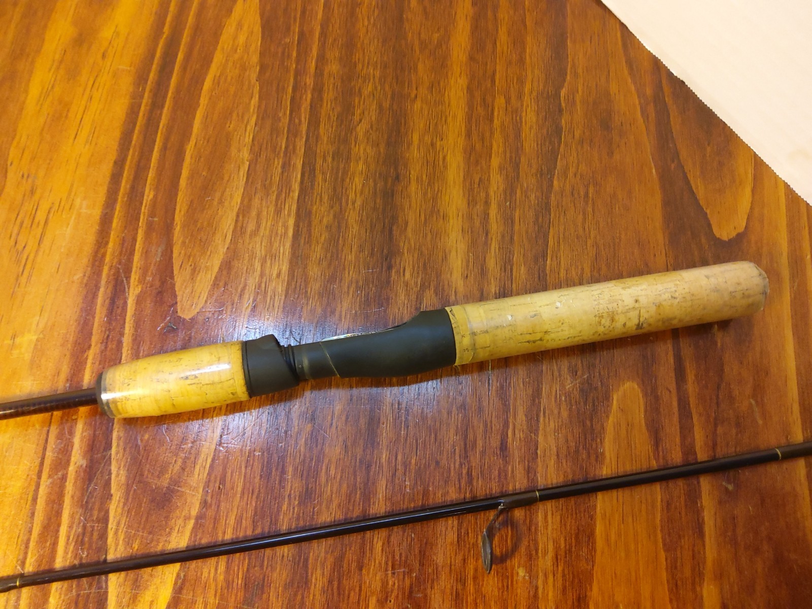 VINTAGE DAIWA TRIFORCE-X SPINNING FISHING ROD TF-X 562LRS-AL 5’ft 6″ 1/16-3/8 oz