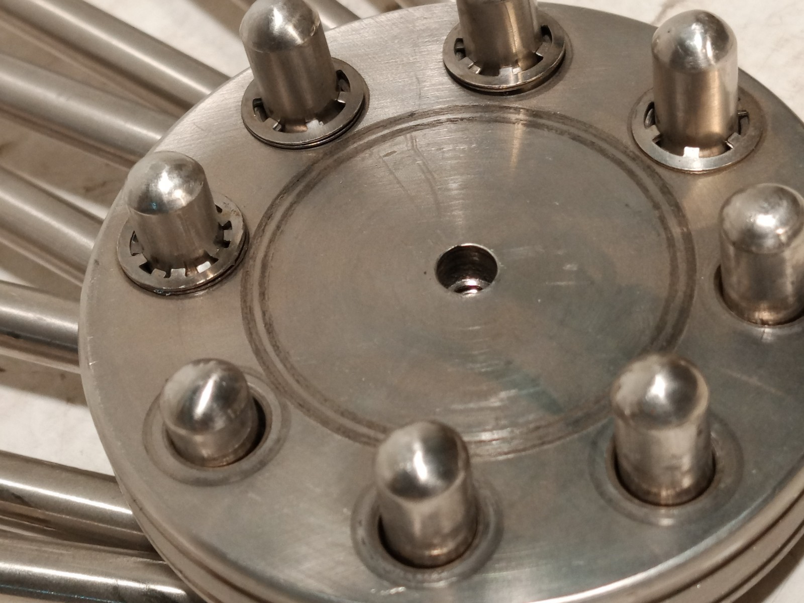 Unbranded stainless steel head with 8-rod arms, 12in rods, as shown