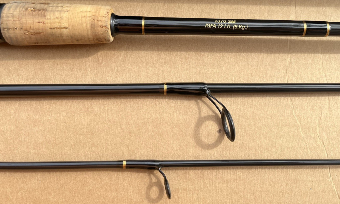 Vintage Penn International 1370 SM IGFA 12 lb. ( 6 kg. ) 7′ Spin 32″ tube