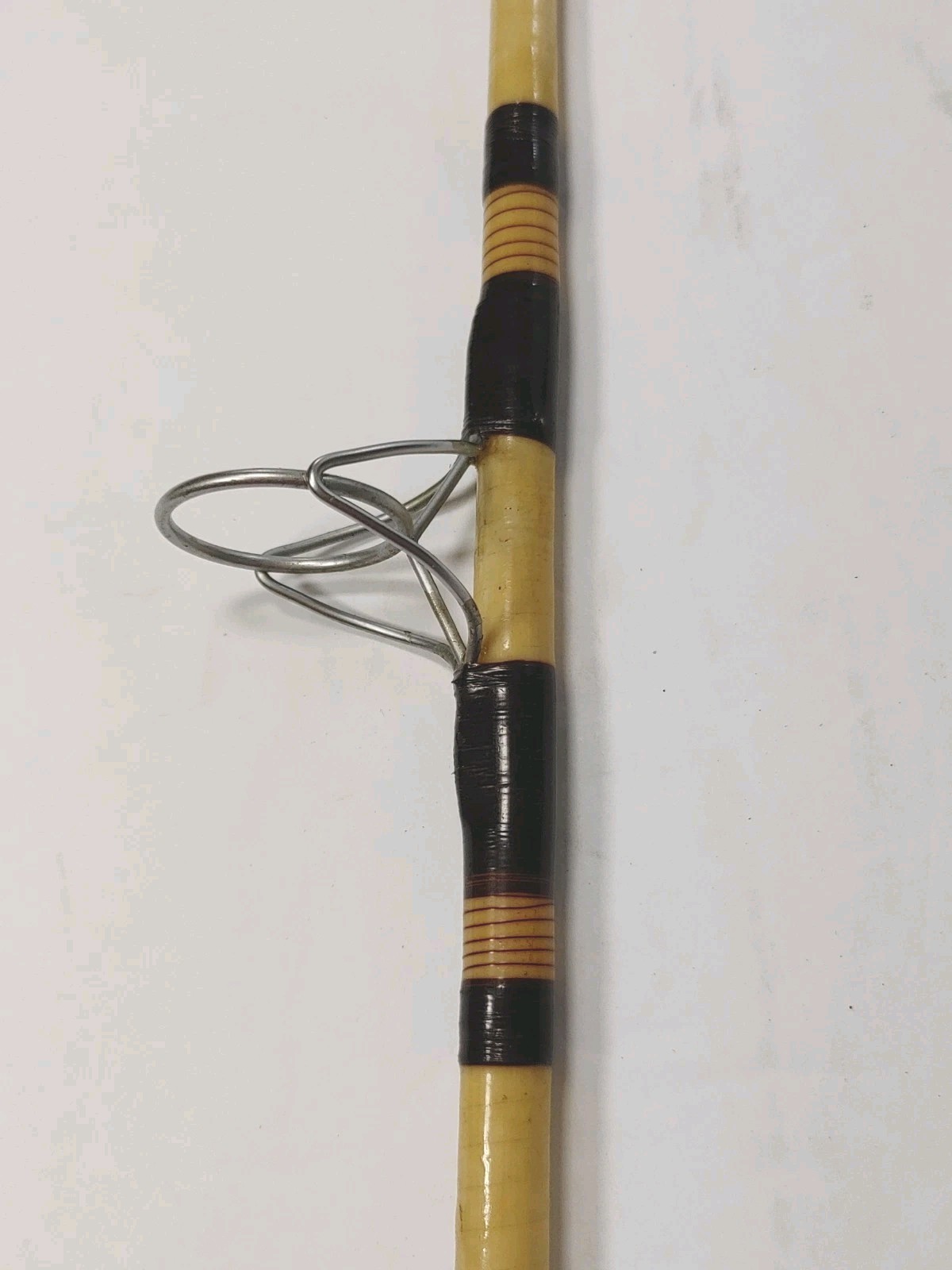 Shakespeare Wonderod SS-550-9′ Surf Fishing Rod 9′ 2 Pc. Vintage CLEAN & READY