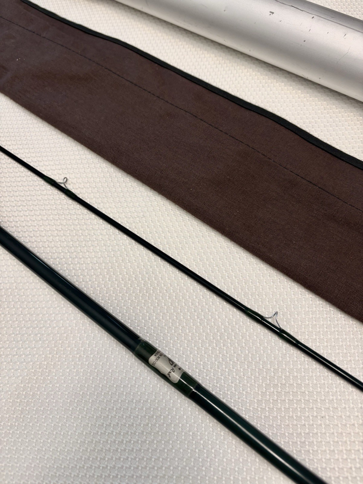 Vintage R.L. Winston Pre-IM6 Graphite Fly Rod – 9’ #8 – 2pc (Serial #4018)