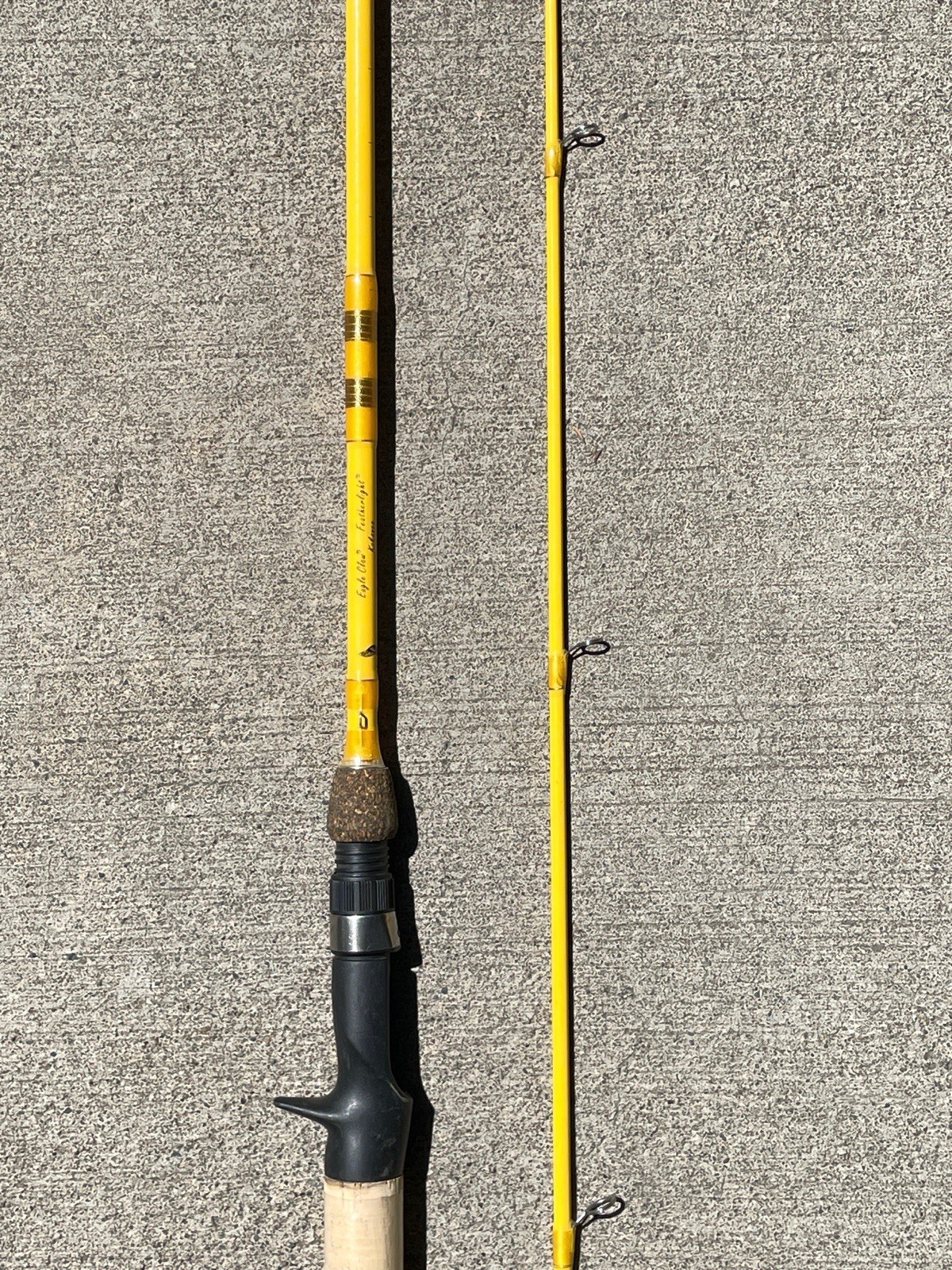 Eagle Claw Featerlight Kokanee FL209C2-7′-6″ Casting Med Light 2 Pc Rod – MINT