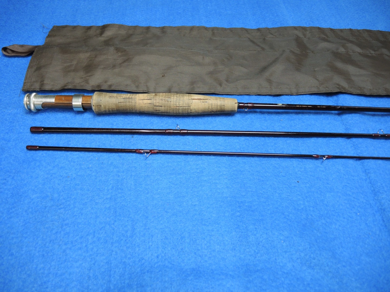 Vintage Fenwick World Class WCF 765-3 Fishing Fly Rod — 7’6″, 5wt, 3-Piece