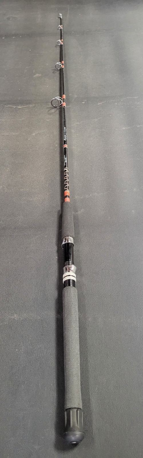 North Fork Musky Lunger Spinning Rod, 8’6″, 5 Alumina Guides, Foam Grip, EX Cond