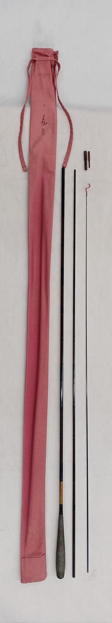 Daiwa 8 Shaku Carp Fishing Rod with Cap & Bag, 3 Sections, 31.5in/80cm