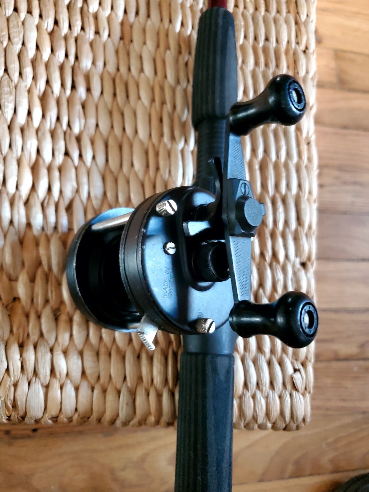 Abu Garcia 7′ 1pc Med-light 10-20lb Casting Combo Excellent Used Cond.