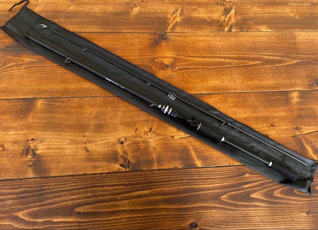Bass Carbon Rod 6ft 1.8M 2-Piece Versatile Bait Casting Fishing Rod