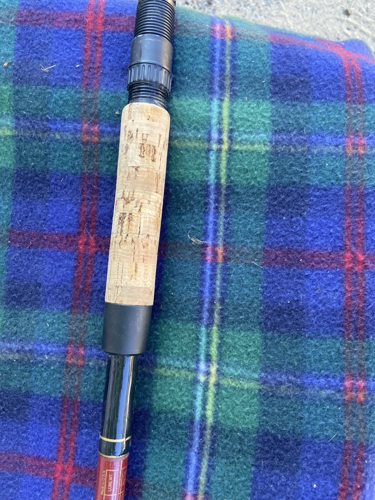 VINTAGE DAIWA 1376B 8’6″ MED. HEAVY TROLLING/CASTING 2 PIECE ROD MADE IN USA