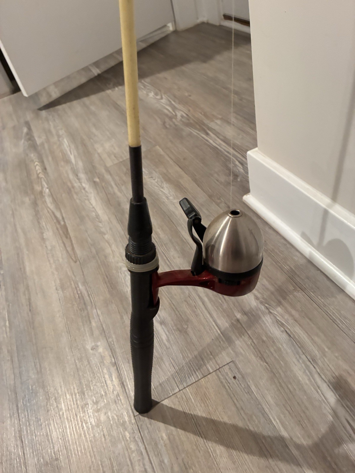 EAGLE CLAW “PACK IT” Telescoping Spincast FISHING Reel And Rod Combo