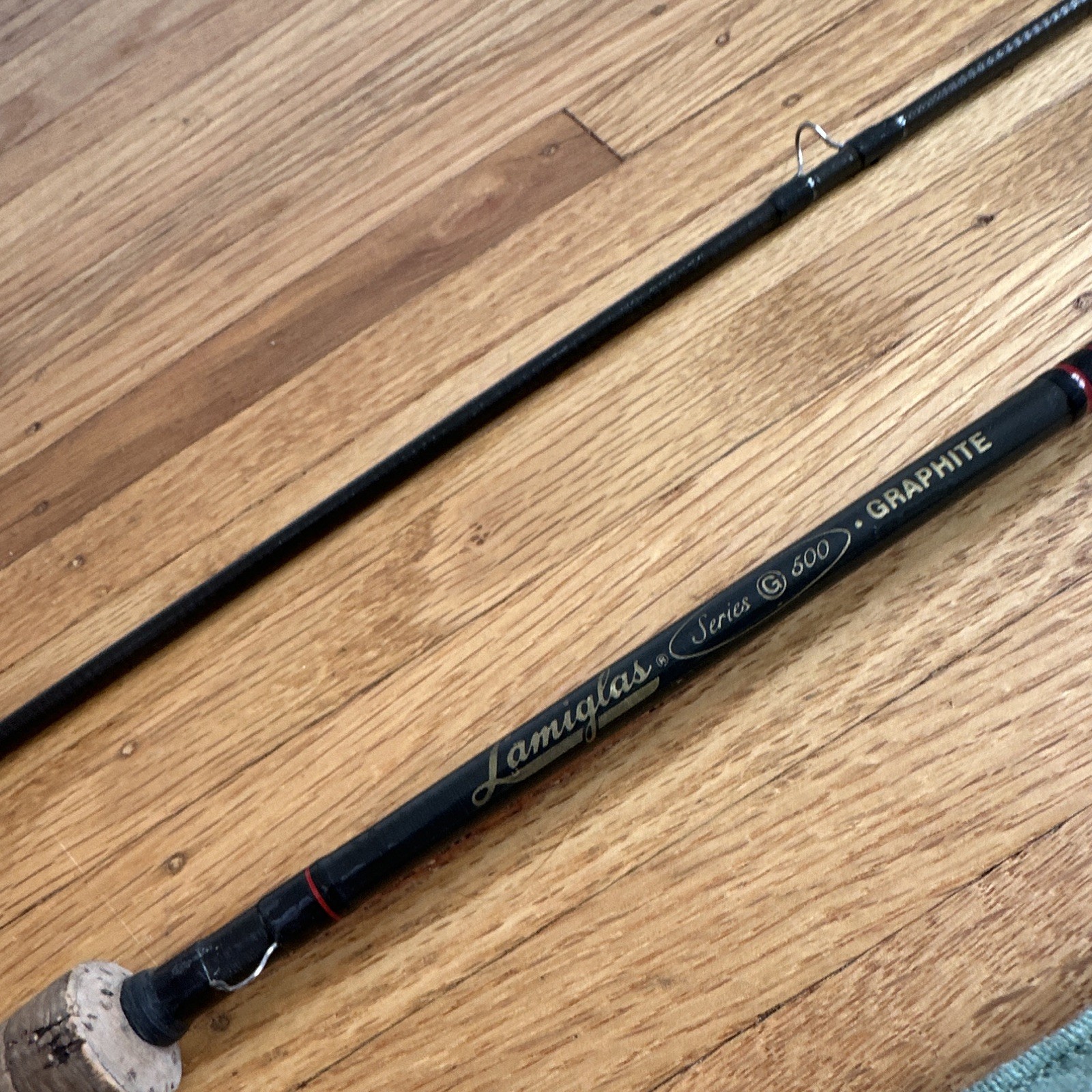 Lamiglas Series 500 G586 8’6″ 6wt 2pc Graphite Fly Rod Cork Handle Sock