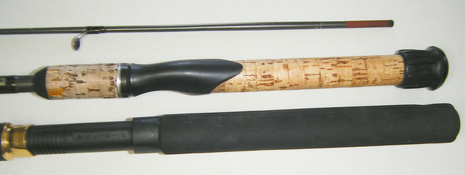 2 Daiwa Fishing Rods 1 Apollo 1-Piece Casting – 1 Custom Design 2-Piece Spinning