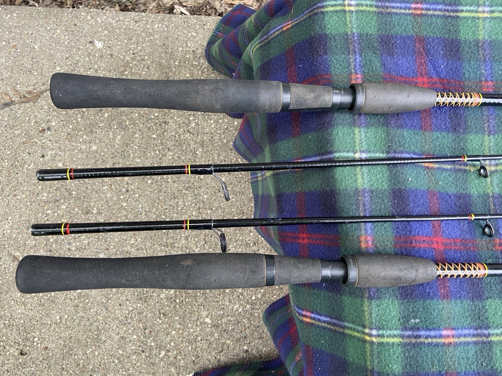 PAIR OF SHAKESPEARE UGLY STIK SPL 1100 6’6″ MED. ACTION 2 PIECE SPINNING RODS