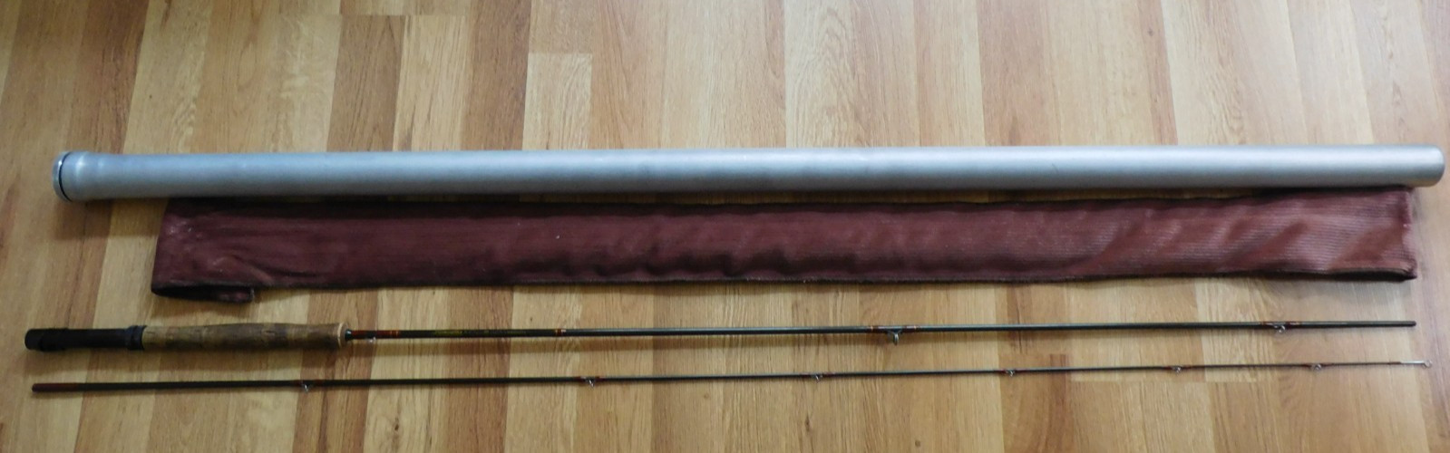 Lamiglas Series G 1000 Graphite 2 Piece 8′ Fly Rod 3oz 6wt W/ Sock & Tube G1296