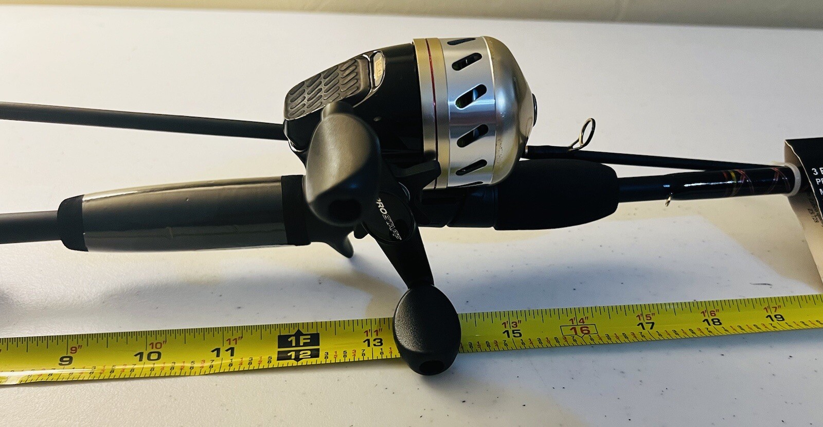 Vtg Zebco Pro Staff Spinning Fishing Rod & Spincast Combo 2 Piece Rod 6′ M