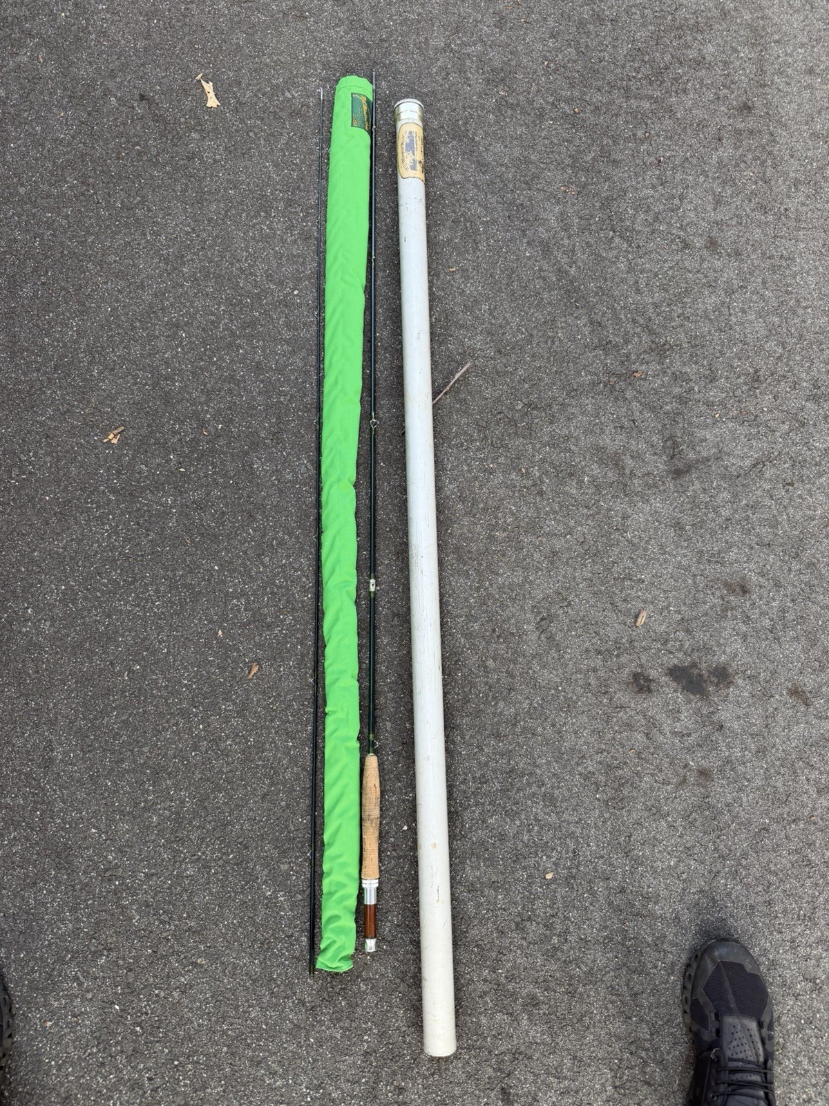 Vintage R.L. Winston Fly Rod – 8’6” 5WT – 2-Piece – Original Tube & Sock
