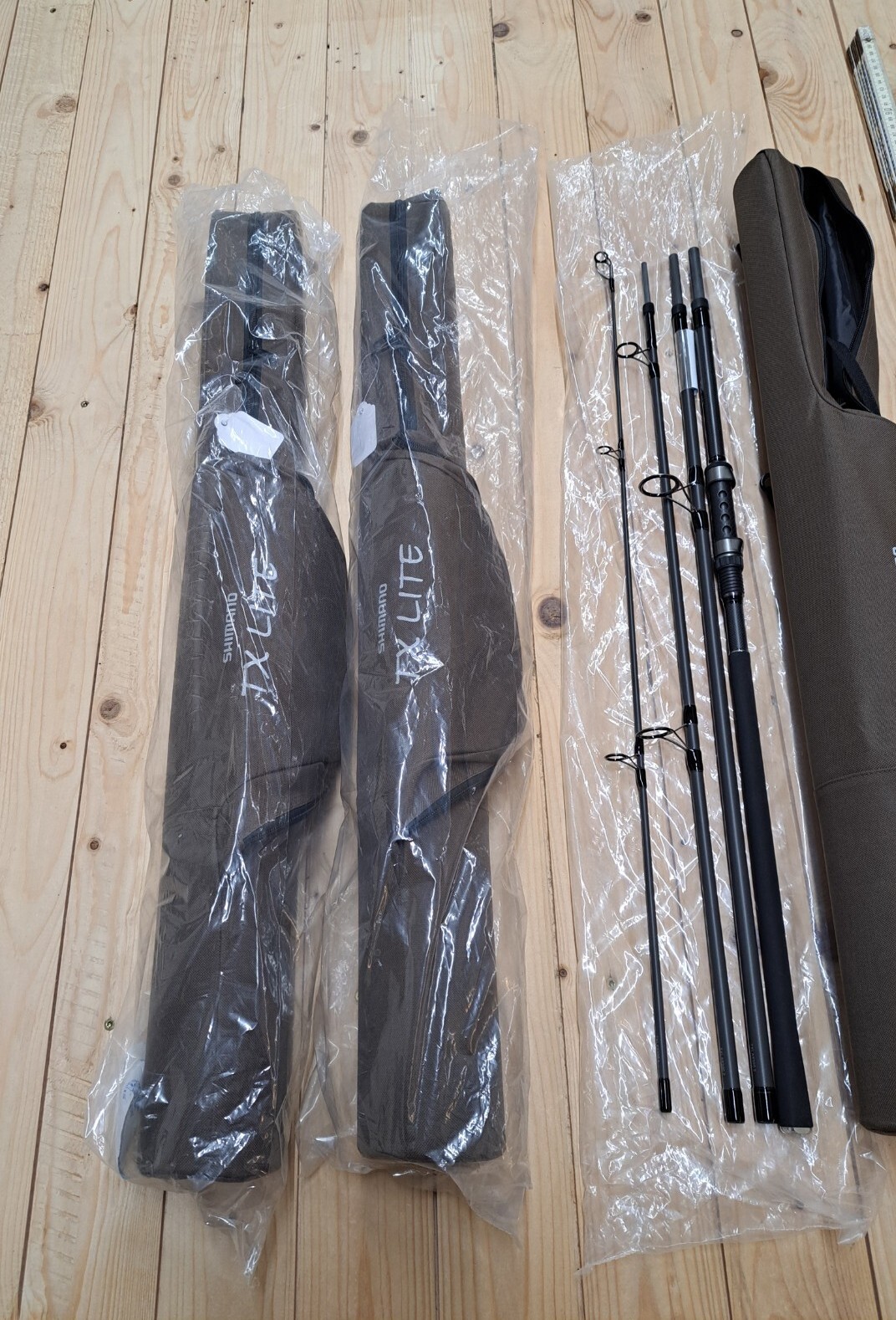 3× Shimano TX Lite A Carp 9ft 3lbs Carp Rods 4pc NEW! + Pipe Carp Fishing