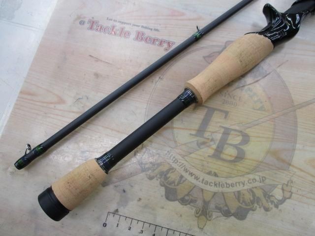 Megabass Orochi X10 F3-610XT 2P RAPID VIPER Bass Rod Used