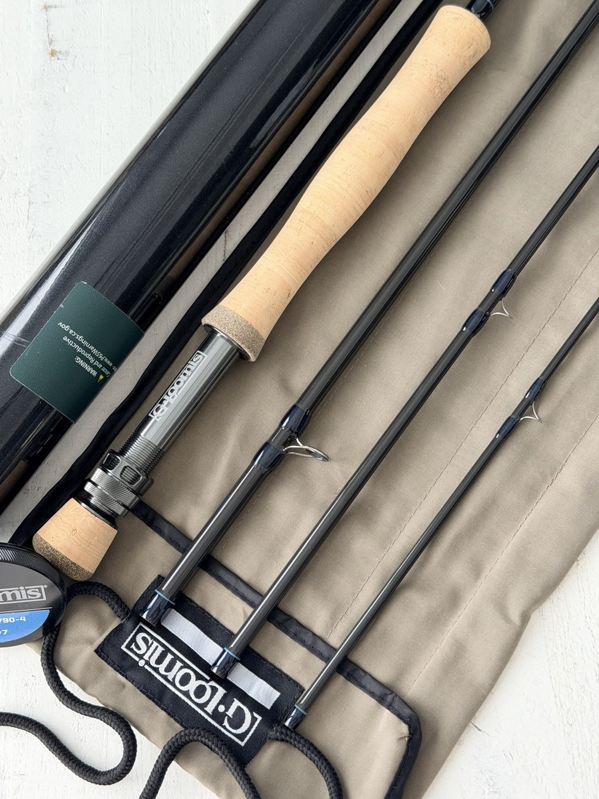 **BEAUTIFUL** 🔥 G LOOMIS NRX+ S SALT 7wt. 9’ft~4pc fly rod!🔥~LEGENDARY~
