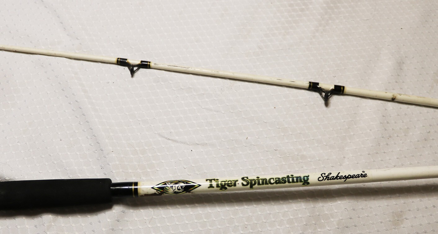 Shakespeare Tiger Spincasting TSC 66 2MH Medium Heavy Fishing Rod 6 1/2 Foot