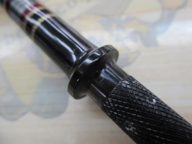 Les Zismore Bauhaus 58MH Black Pearl Clear Red Thread Bass Rod Used