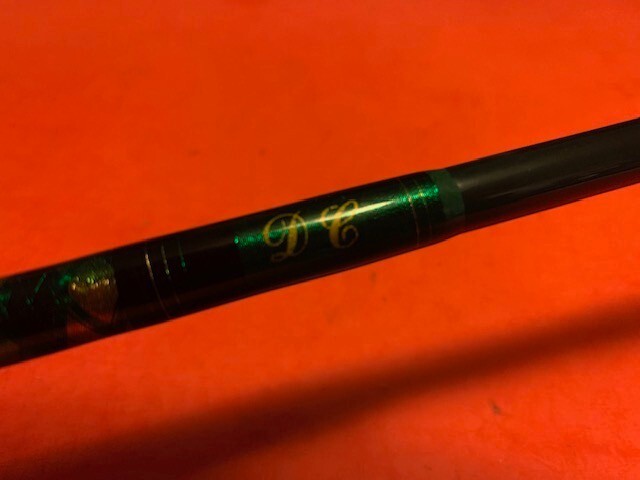 CUSTOM BUILT GREEN GRAPHITE COMPOSITE 7 FOOT 1 INCH 10 TO 25# CONVENTIONAL ROD