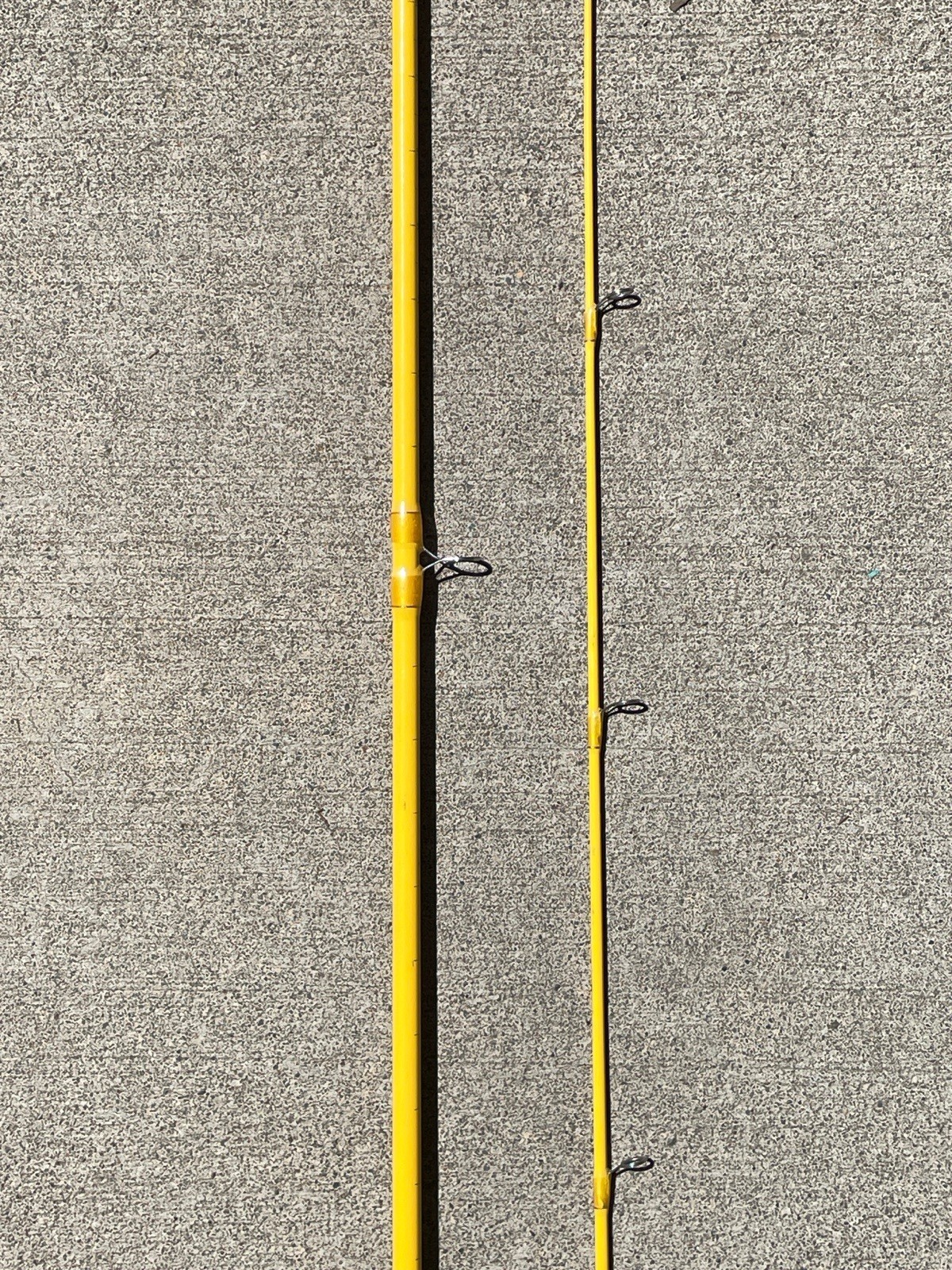 Eagle Claw Featerlight Kokanee FL209C2-7′-6″ Casting Med Light 2 Pc Rod – MINT