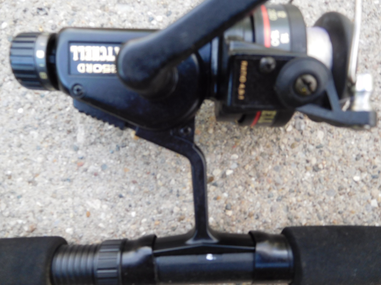 Kunnan # C G-8129 Spinning Rod 6 1/2′ 2 PIECE WITH MITCHELL SPINNING REEL #2250