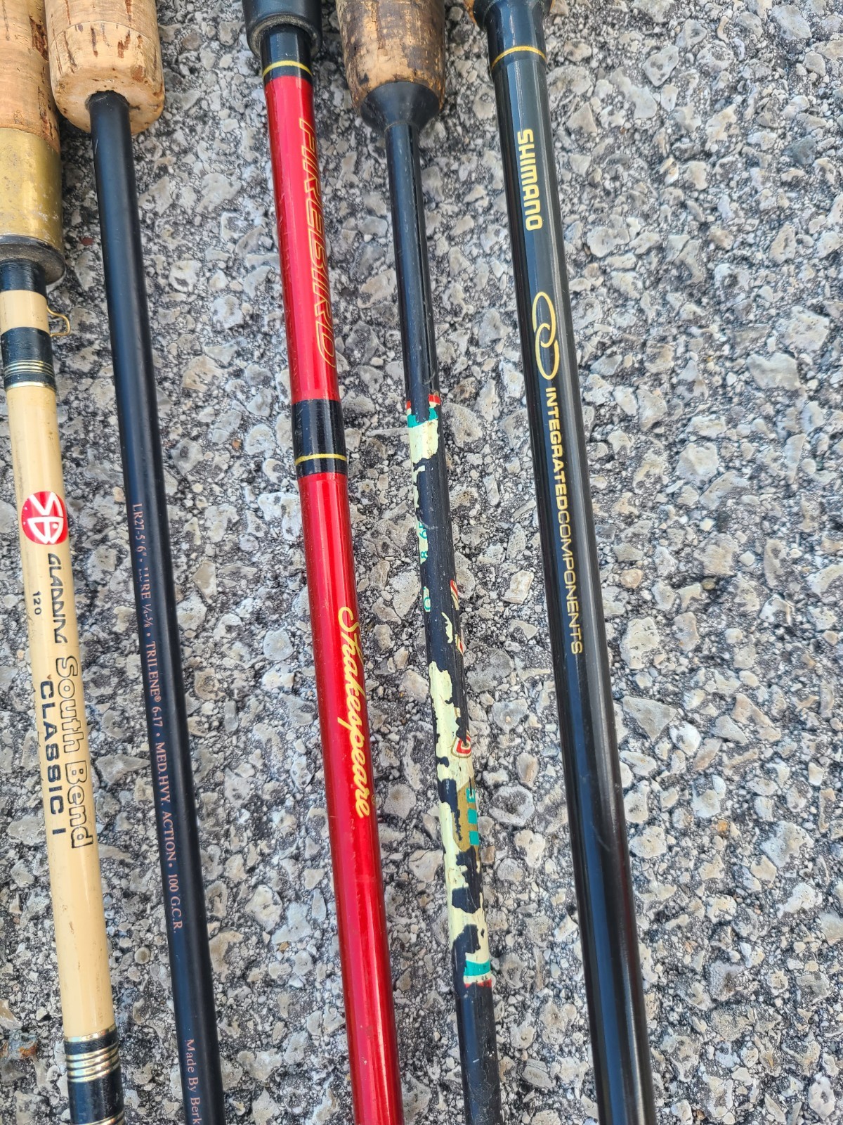 Vintage & Current Fishing Rods Mixed Lot Of 7 Poles