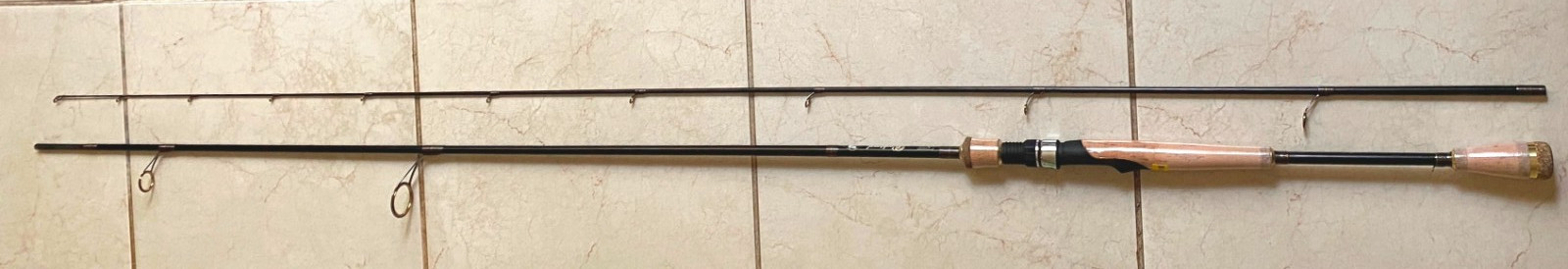 High modulus Graphite Trout Spin Rod – 2 section 9’0″ – Light Guides -New
