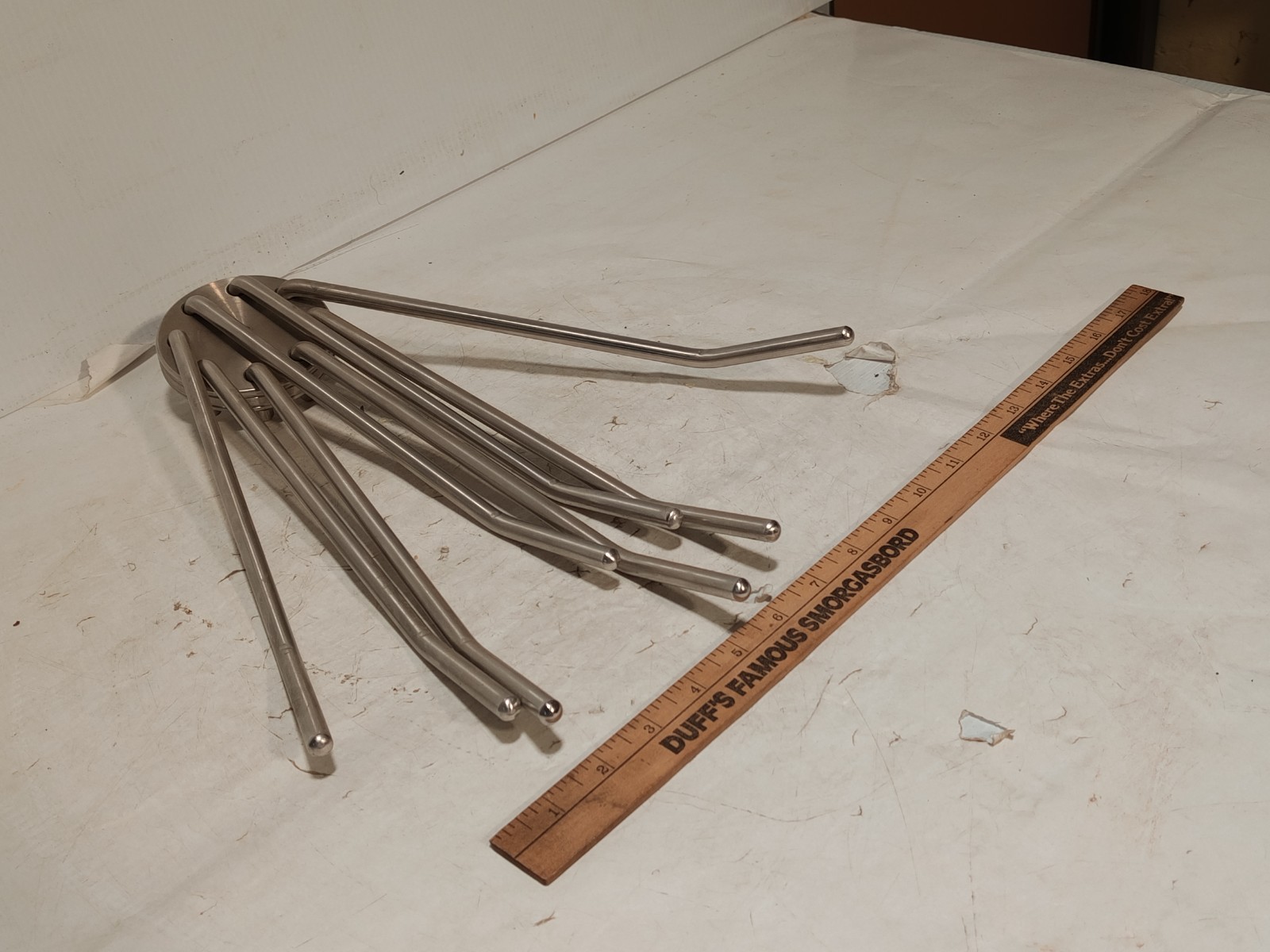 Unbranded stainless steel head with 8-rod arms, 12in rods, as shown