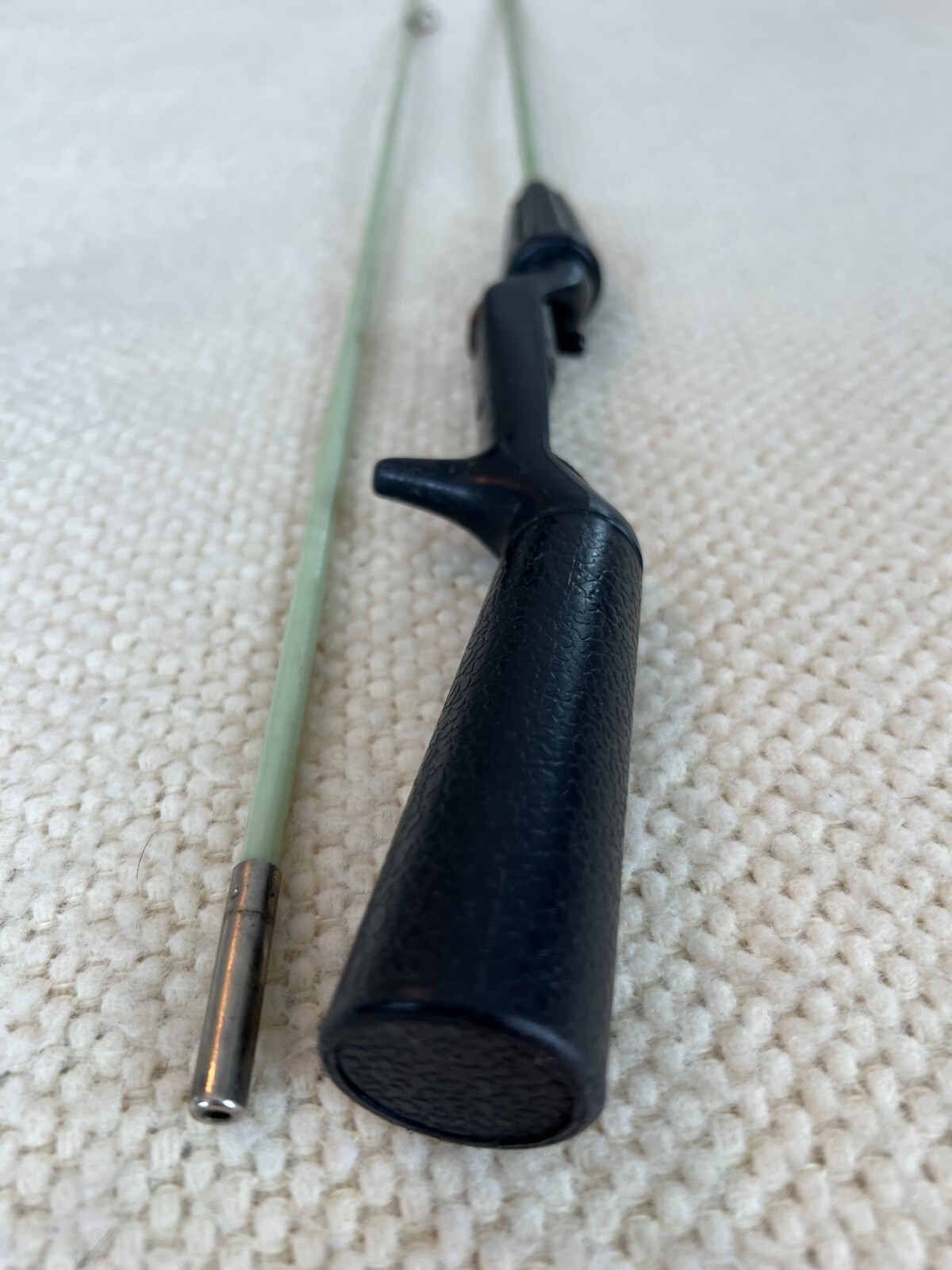 Vintage Johnny Walker 1 Spin Cast Rod