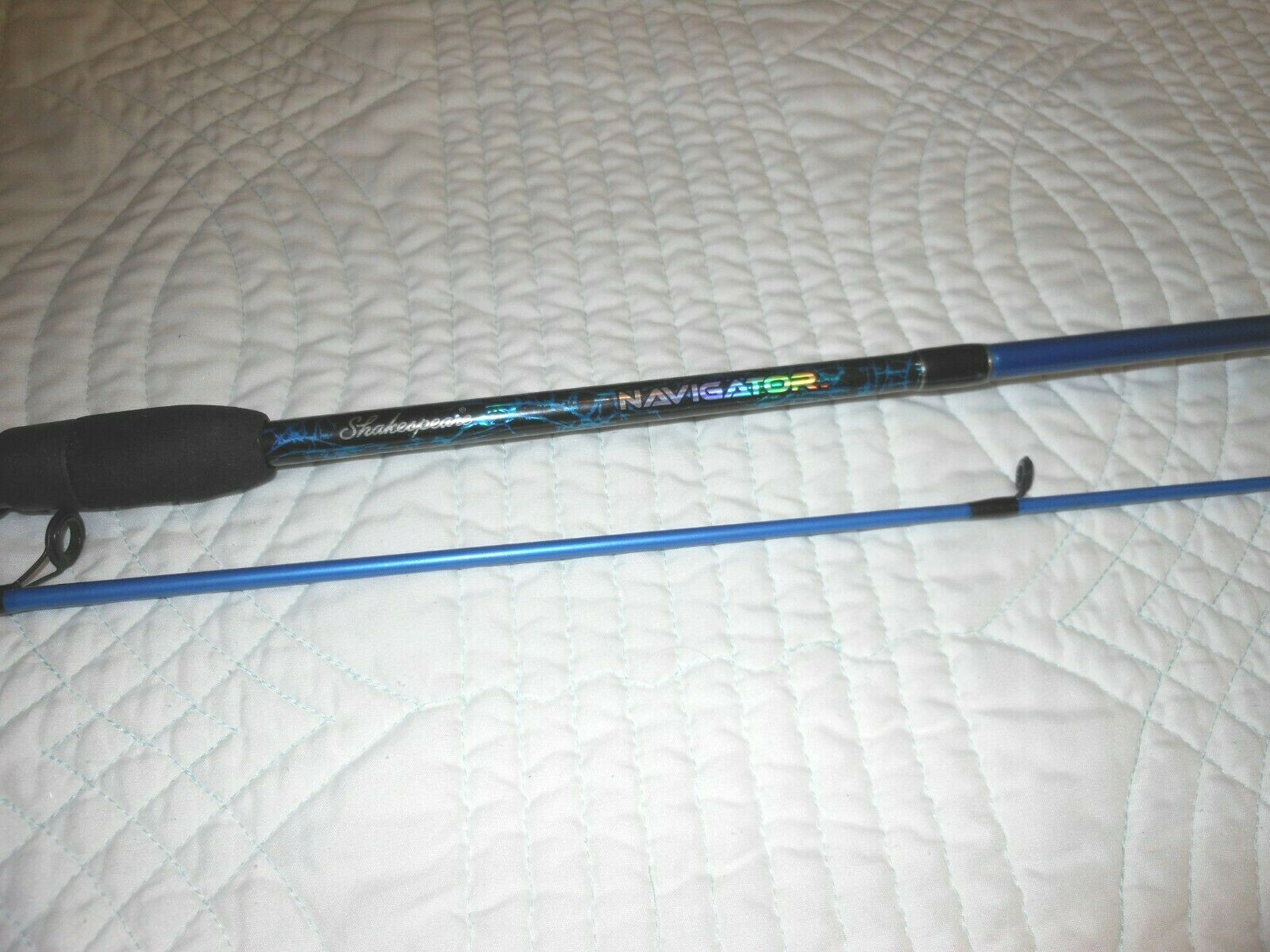 Shakespeare NAVIGATOR NSPR 60 2 M B 6’0” 6-12Lb Line 2 pcs. Spinning Fishing Rod