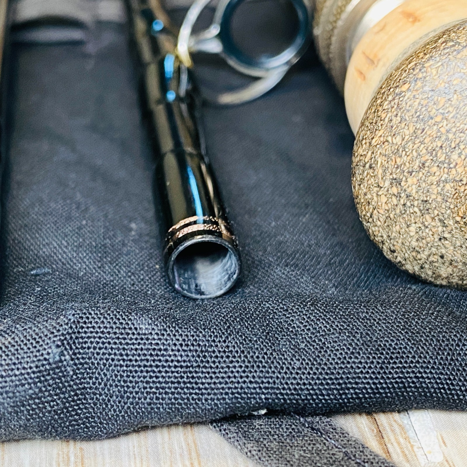 SAGE ONE 890-4 8wt 9’0″ Fly rod w/tube sock