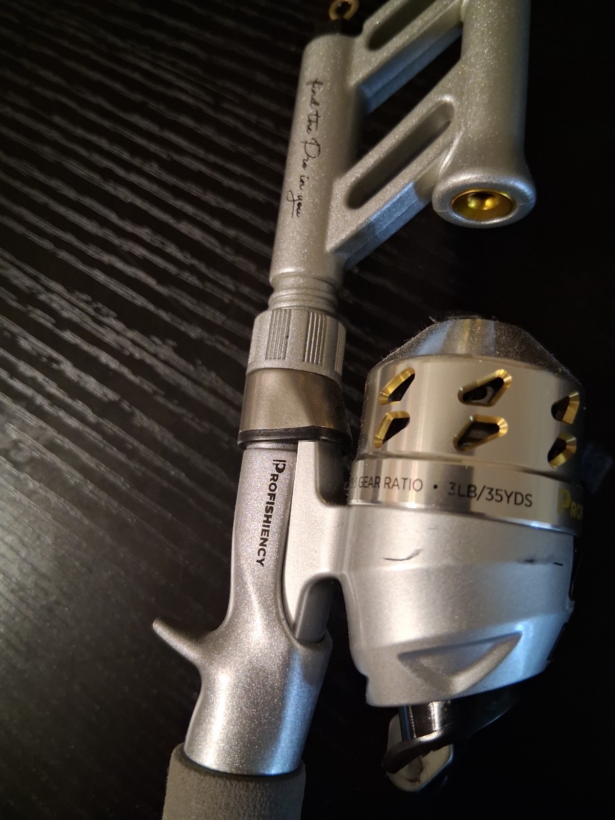 micro fishing rod