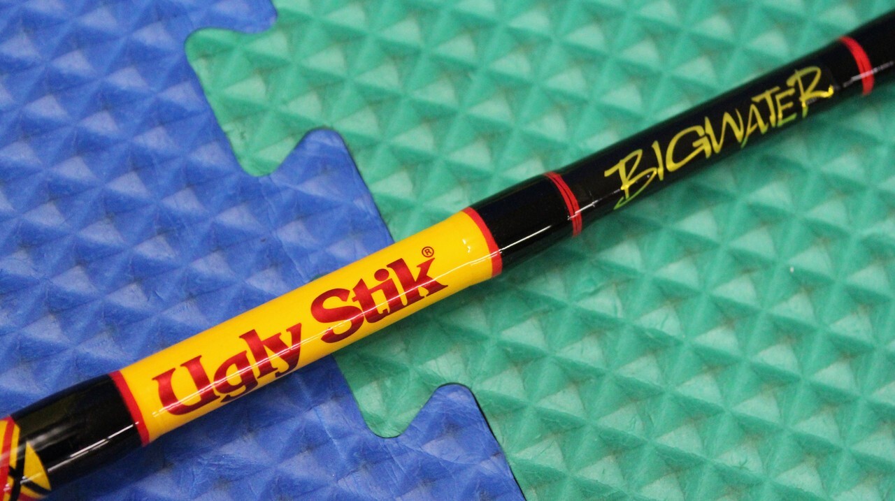 Ugly Stik Bigwater Conventional Saltwater Rod 8’3″ Light 2Pc BWDR620C832 1539228