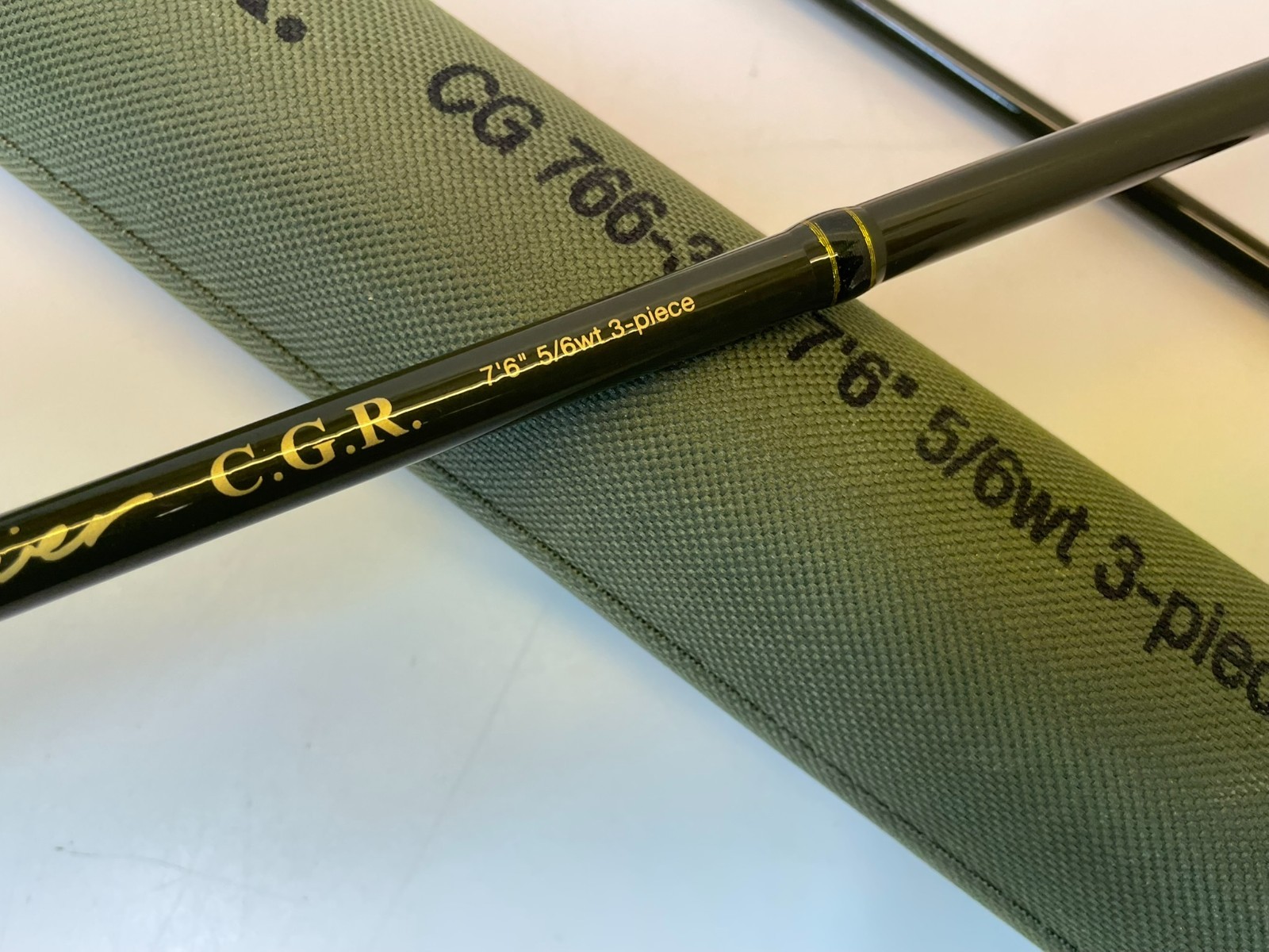 r47- NEW White River CGR Fly Fishing Rod — 7’6″- 3 pc. W/ travel case & bag