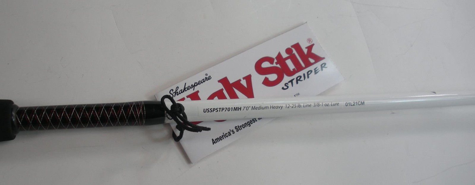 Shakespeare USSPSTP701MH Uglystik Striper Spinning Rod 7 ft 1pc 12-25 lb Class