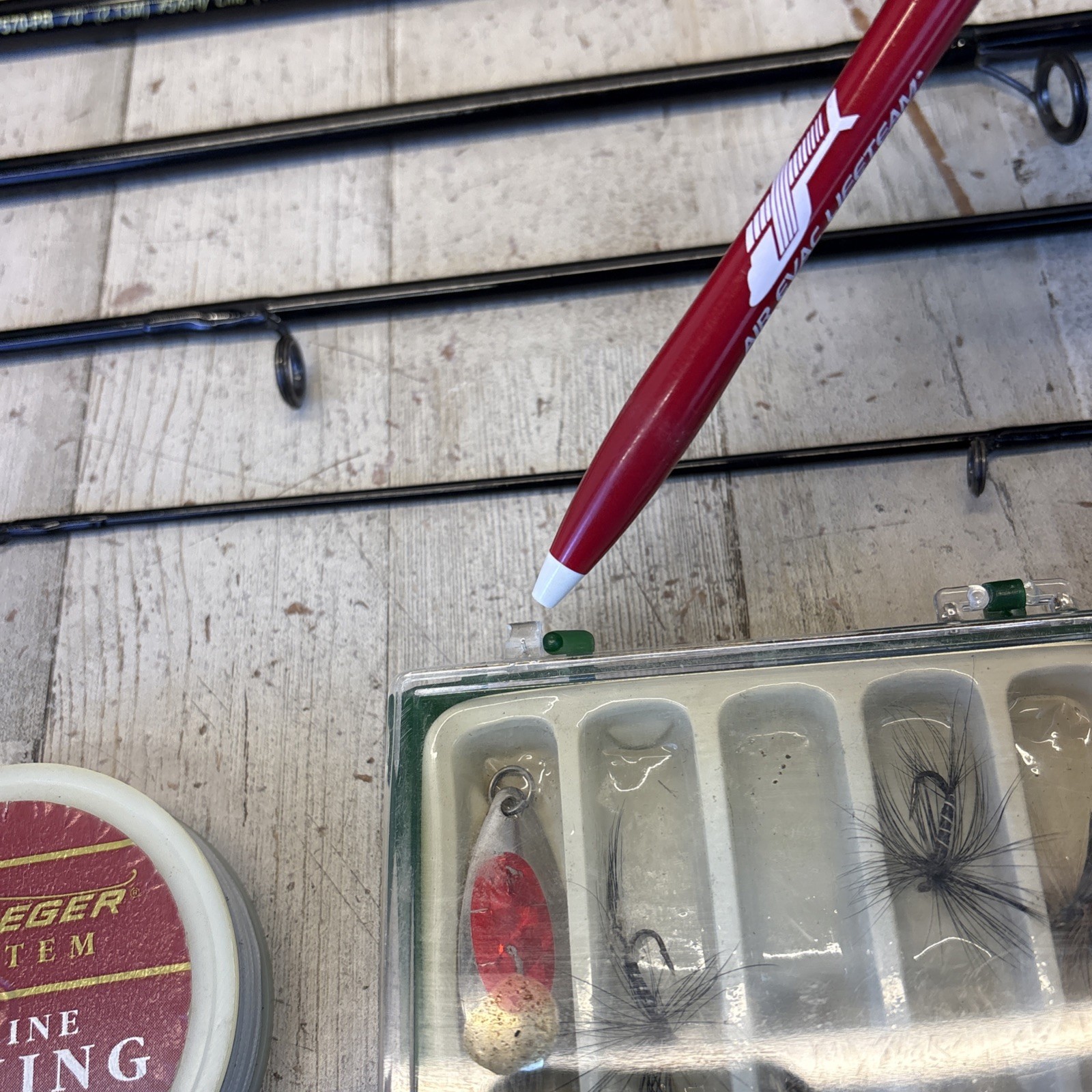 Vintage Marlboro Unlimited Fly Fishing Rod Kit Pflueger Shakespeare Soft Case