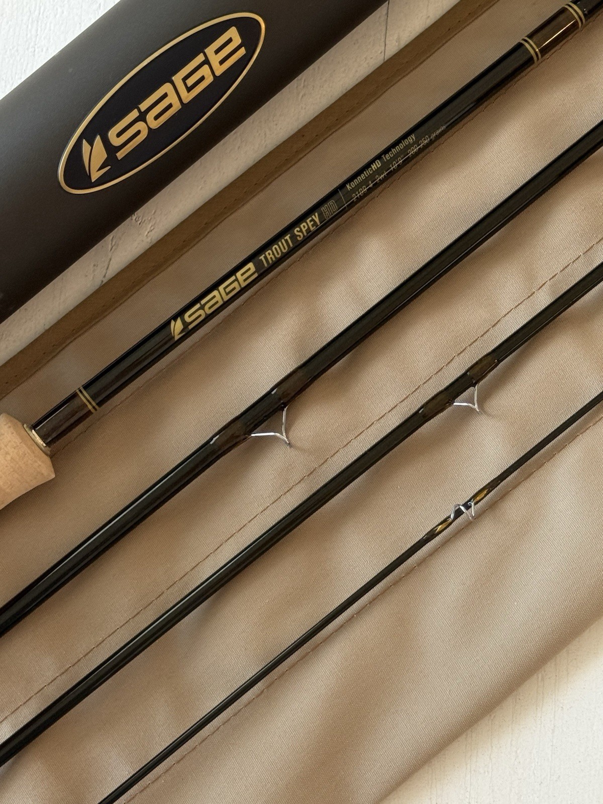 **BEAUTIFUL**~NEW~ SAGE TROUT SPEY HD 2wt 10’9”in FLY Rod!!🔥~LEGENDARY~￼￼