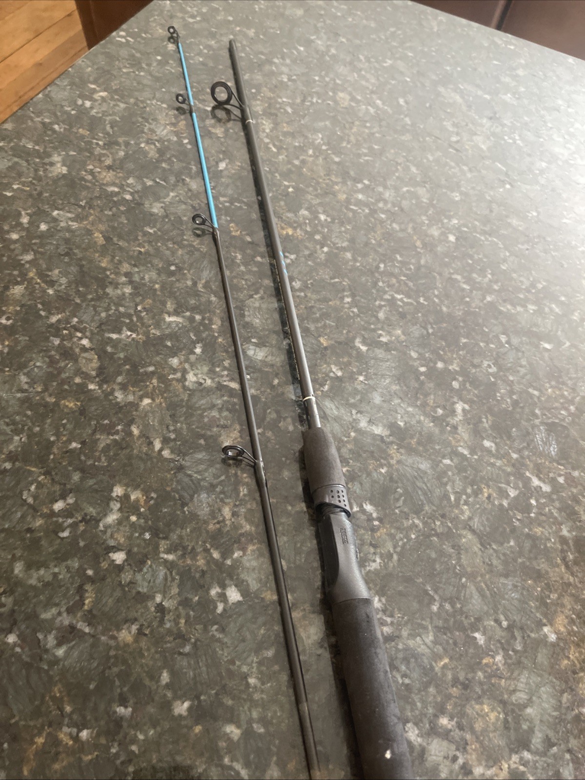 Zebco STC562ML medium light 5’6″ casting rod O2 Pc Rod
