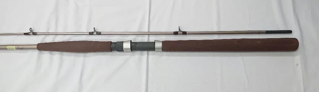 Ryobi 2-Piece Boat Rod 210cm/50-100lb with Bag Used