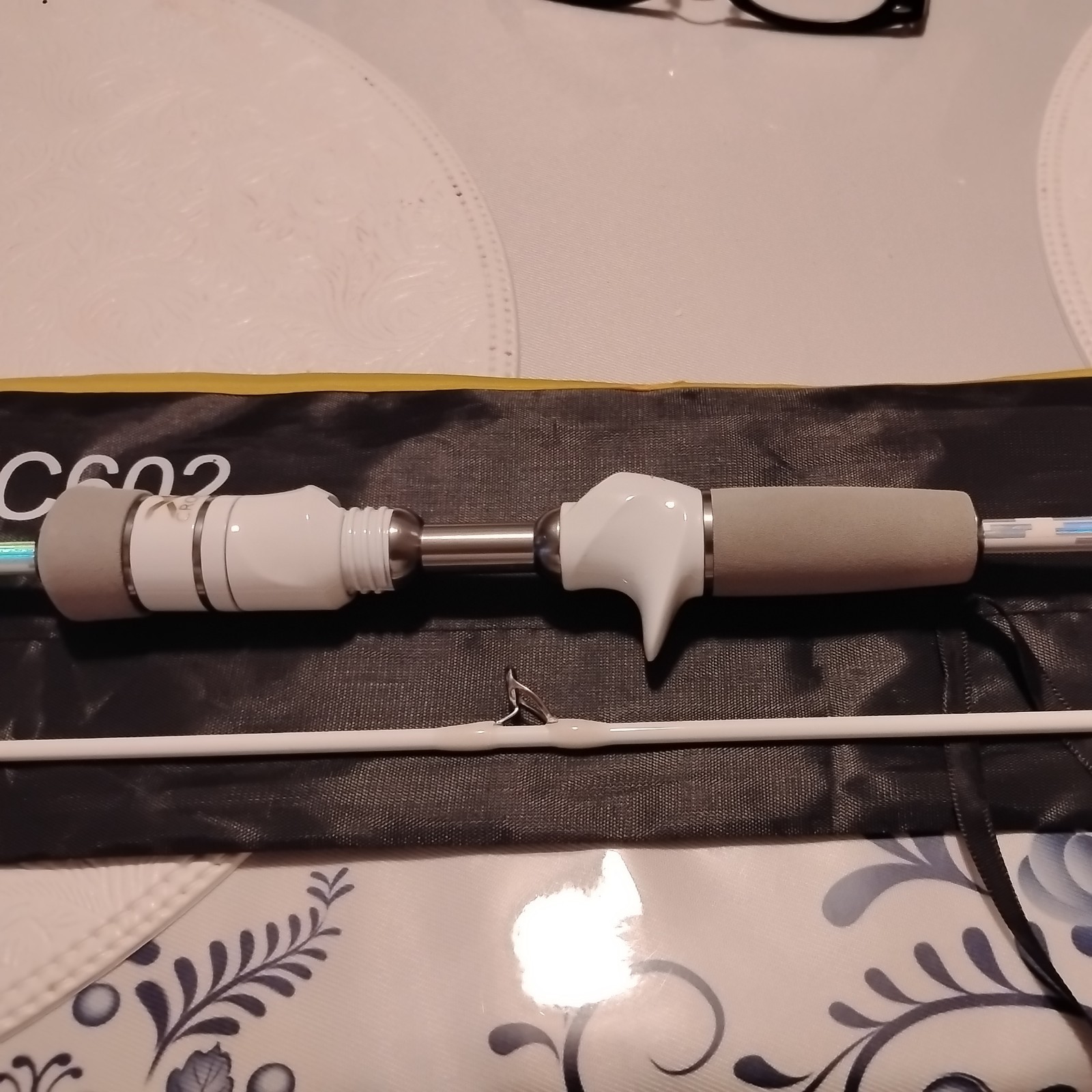 Artemis Pure 6ft 2 Piece Ultra Light Casting Rod