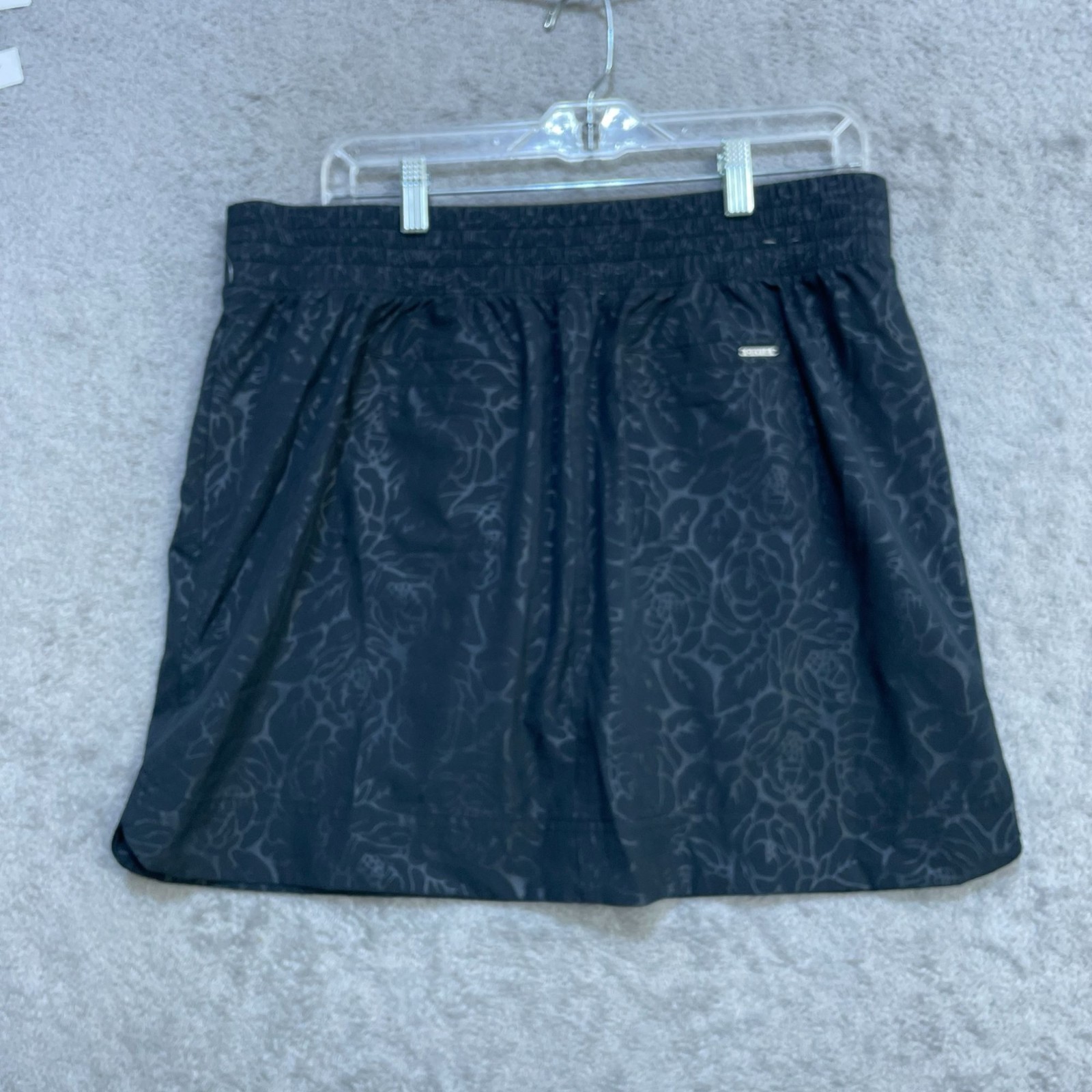Orvis Women’s L Black Floral Active Skorts With Pockets B1366