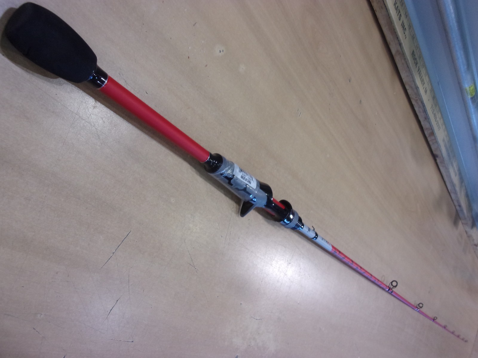 ABU GARCIA MAX X 6 foot 6 inch Medium CASTING ROD