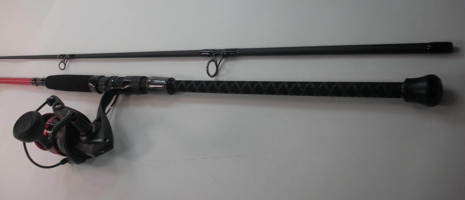 Penn 1558677 Frciv6000902mh Combo 6000 FierceIV Reel with 9ft MH Action Surf Rod