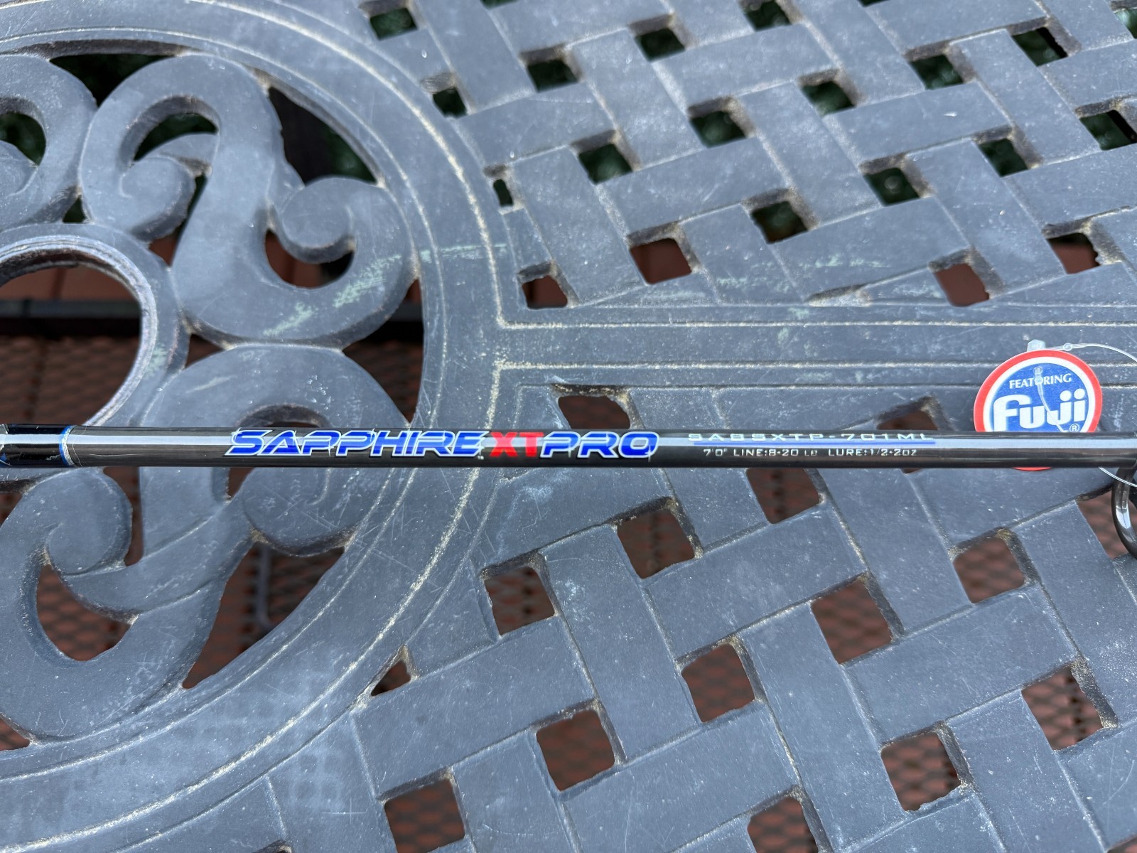 Tsunami Sapphire XT Pro SABSXTP-701ML, 7’0″, Med Light, Mod-Slow, 8-20lb, Spin