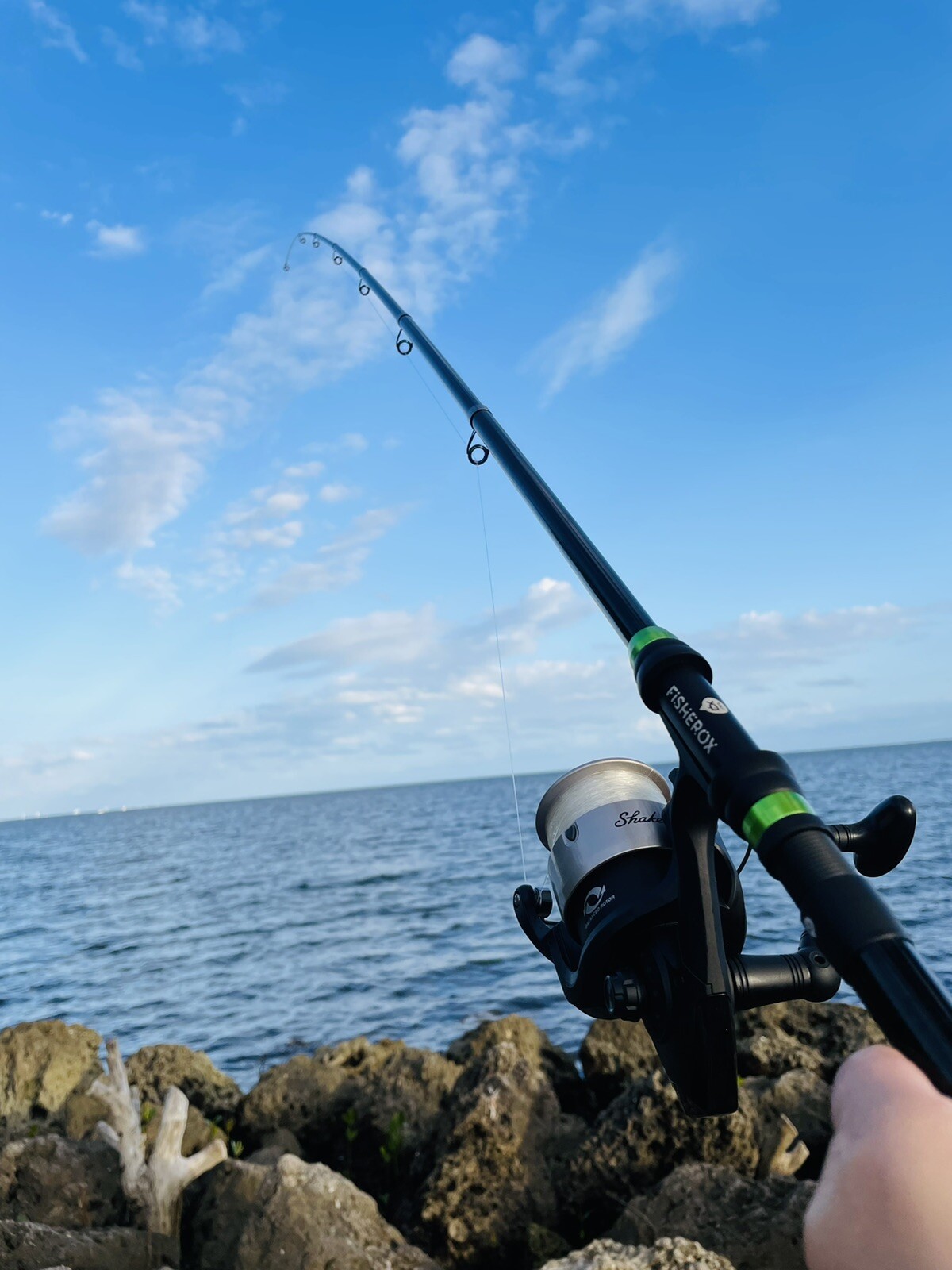 FISHEROX 🎣 Ultra Lightweight Carbon Fiber Fishing Rod – 6’